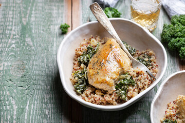 chicken, quinoa and cale with wine sauce