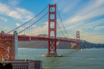 the golden gate bridge in san francisco usa