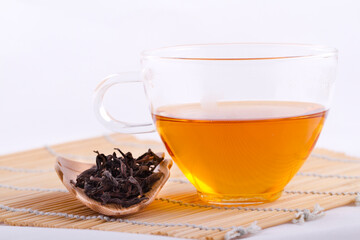 Oolong Tea and dried tea leaves