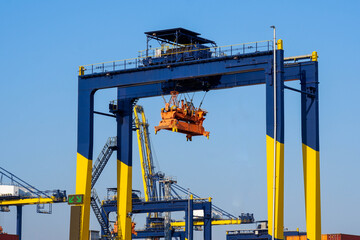 Container handling cranes Industry perspective