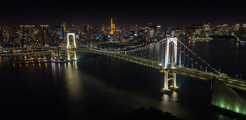 Fototapeta na wymiar Tokyo Rainbow Bridge (Drohnenshot)