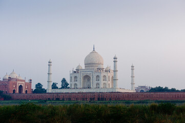 Fototapeta na wymiar Taj mahal inde Agra couché du soleil 