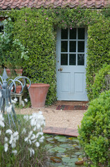 English cottage garden