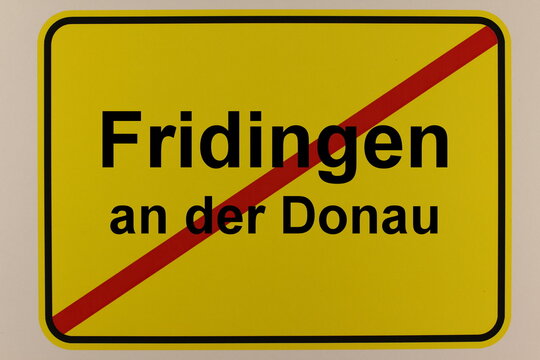 Illustration eines Stadtausgangsschildes der Stadt Fridingen an der Donau
