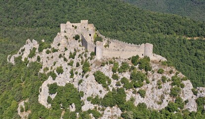 Châteaux cathares et haute-vallée de l'Aude vus du Ciel