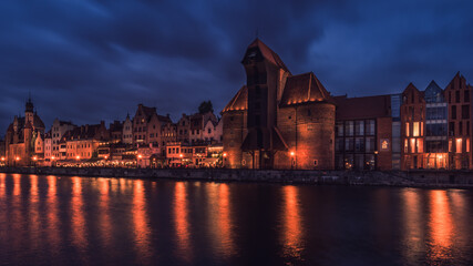 Naklejka premium Gdansk by night