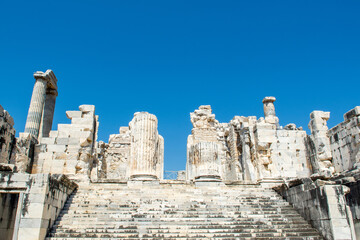 Fototapeta na wymiar Ruins of the Temple of Apollo in Didim, Turkey