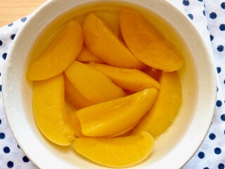 설탕에 절인 노란색 복숭아, 음식, 과일, 황도
