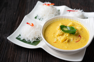 Rice Vermicelli And Crab Meat Red Curry, Thai Southern Style