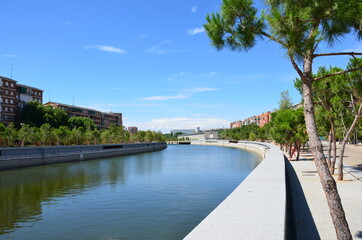 Fototapeta na wymiar On one of the embankments of Madrid, Spain