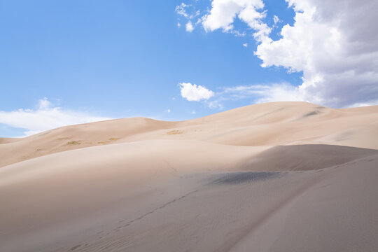 Great Sand Dunes National Park in Colorado, USA © traveller70