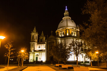 ポルトガル　夜のブラガのサメイロの聖母の聖地

