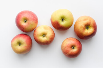 red apples on white background, many apples
