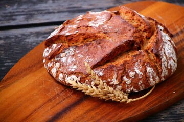 Laib Brot  rund