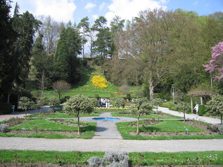 Bühender Stadtgarten im Frühjahr in Überlingen am Bodensee in Baden-Württemberg