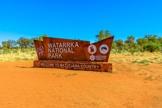 Kings Canyon, Northern Territory, Australia - Aug 21, 2019: entrance welcome to Watarrka National Park, Outback Red Center.The park is between West MacDonnell Ranges and Uluru-kata tjuta national park
