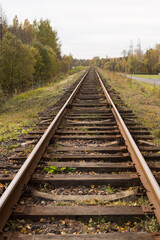 Obraz premium Railway track towards the horizon, pursuit of the goal