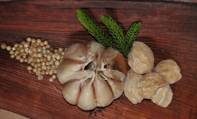 garlic and various spices for cooking