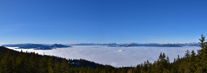 Fototapeta na wymiar Panorame über die Gleinalm, Seckauer Tauern und Gößeck in der Steiermark, Österreich
