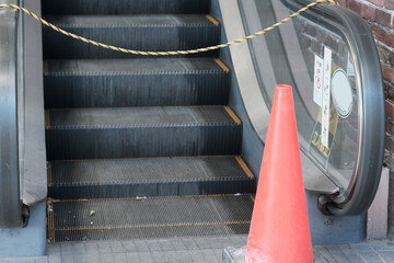 使わなくなったエスカレーター