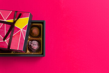 Valentine's Day chocolate and copy space.  バレンタインデーのチョコレート