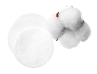 Fototapeta na wymiar Cotton pads for skin isolated on white background