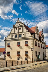 niemegk, deutschland - rathaus am marktplatz