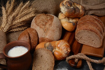 Composition with variety of bread