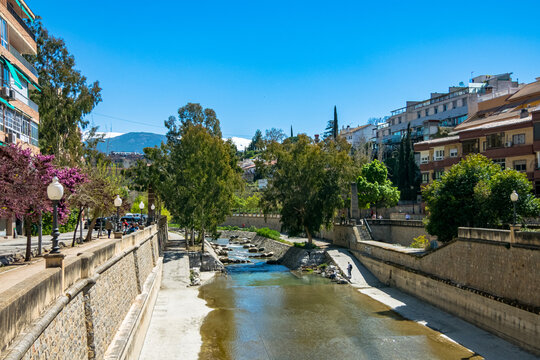 Tour of the Paseo del Sal&oacute;n, along the Genil river and Ronda, Granada. Spain