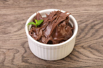 Chocolate spread with nazelnut
