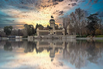 Fotobehang Parque de El Retiro de Madrid © jjverdu