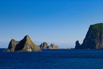 神恵内村　窓岩