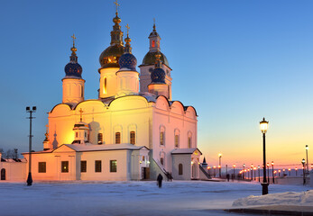 Fototapeta na wymiar Tobolsk Kremlin on a winter evening. St. Sophia-Assumption Cathedral at night lights. Old Russian architecture of the XVII century in the first capital of Siberia