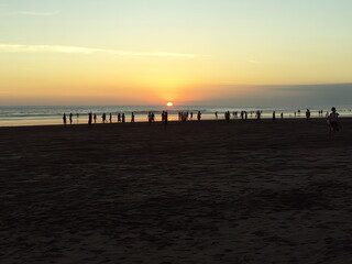 sunsets on the horizon