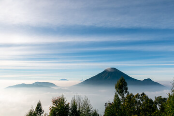 view of the sindoro mountains with a sea of ​​clouds