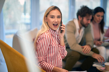 Obraz premium Group of colleagues consulting together