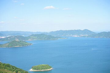 Beautiful sunny view of Shimanami kaido from Takamiyama Viewpoint (Observatory) in Mukaishima island, Onomichi city, Hiroshima prefecture, Japan.  - 高見山山頂 瀬戸内海国立公園 展望デッキ 向島 しまなみ海道 日本