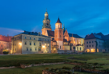 Fototapeta na wymiar Picturesque Wawel castle and Wawel cathedral in the blue hour, Krakow, Poland