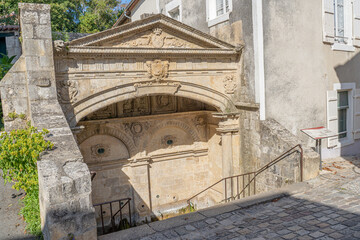 Fototapeta premium La fontaine des Quatre-Tias, à Fontenay-le-Comte, Vendée, France