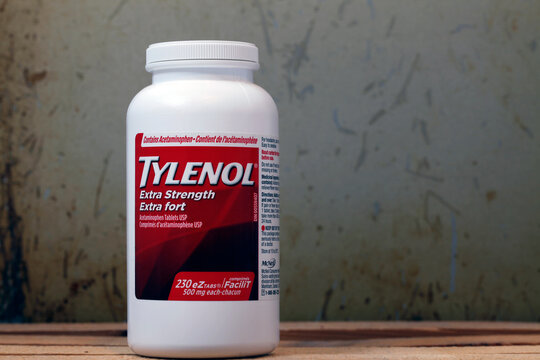 Une Bouteille De Médicament Contre La Douleur Tylenol En Vente Libre