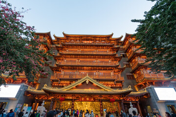 The traditional ancient architecture in Guangzhou is a big Buddhist temple built in the Southern Han Dynasty