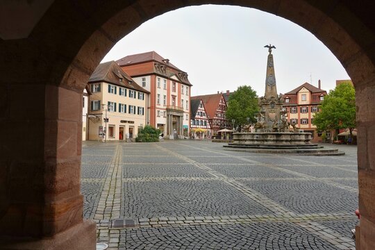 Schwabach - Blick aus dem Rathaus auf den Marktplatz