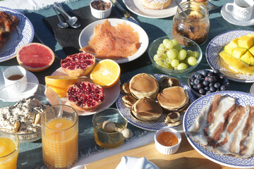 breakfast morning buffet brunch with food and drinks