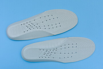 white  Comfort Insole back with vent holes