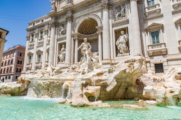 Fototapeta na wymiar Fontana di Trevi (Trevi Fountain) in Rome, Italy.