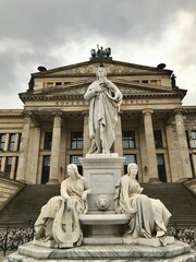 Schiller Statue in Berlin