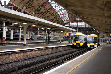 London Victoria mainline railway terminus station in England, uk