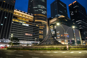 Obraz premium 愛知県名古屋市 夕暮れの名古屋駅前