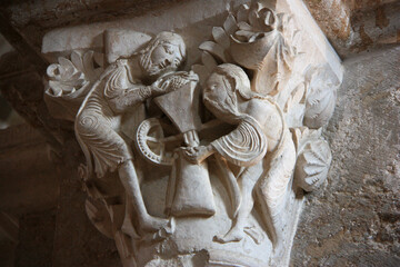 Chapiteau de la basilique de Vézelay en Bourgogne, France