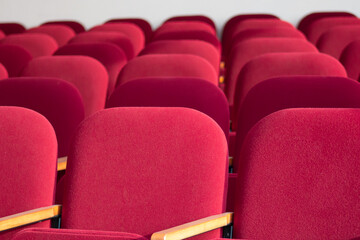 Obraz premium red chairs in the cinema